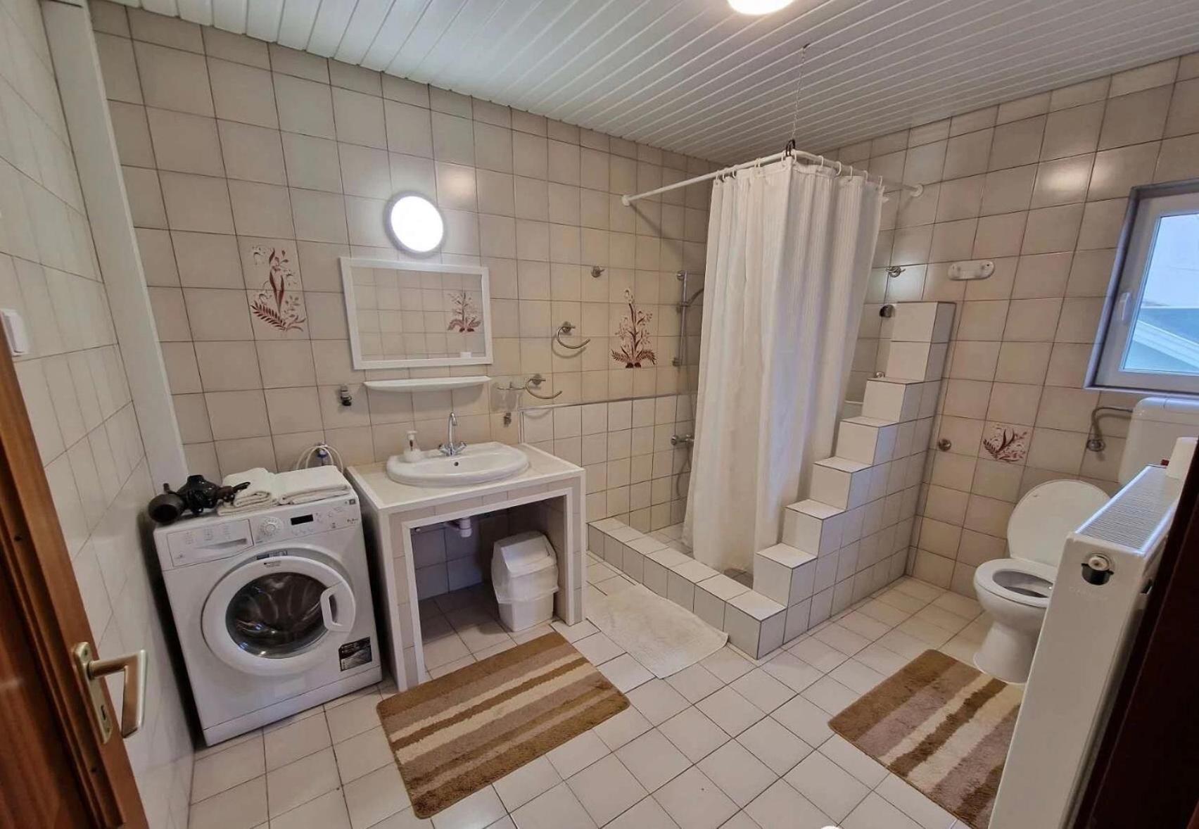 Hotel Tang House 唐舍 Budapest Esterno foto